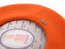 Cargar imagen en el visor de la galería, Boina Vasca Elosegui de mujer Modelo Dame 100% lana merino con forro - El triunfo Velayos