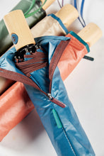 Carregar imagem no visualizador da galeria, Paraguas Ezpeleta 10437 Plegable Liso Brillante - Abre-Cierra Automático Antiviento