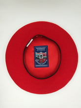 Carica l&#39;immagine nel visualizzatore di Gallery, Elosegui berretto basca Txapela Txapeldun 100% lana merino australiano impermeabile