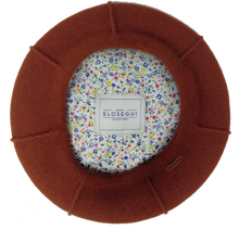 Charger l&#39;image dans la galerie, Elosegui Béret Basque pour femme modèle Borobil avec doublure 100% laine mérinos avec décoration symbole