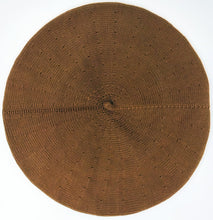 Charger l&#39;image dans la galerie, Elosegui Béret Basque pour femme modèle Borobil avec doublure 100% laine mérinos avec décoration symbole