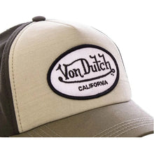 Carica l&#39;immagine nel visualizzatore di Gallery, Gorra Trucker cerrada Von Dutch TOI1