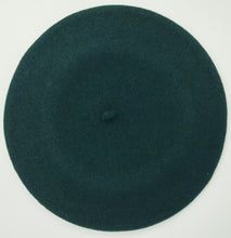 Load image into Gallery viewer, Elosegui Basque beret for women model Dame 100% Merino wool unlined
