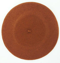 Load image into Gallery viewer, Elosegui Basque beret for women model Dame 100% Merino wool unlined