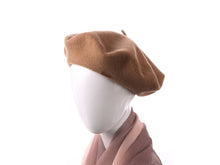 Cargar imagen en el visor de la galería, Boina Vasca Elosegui de mujer Modelo Dame 100% lana merino con forro - El triunfo Velayos