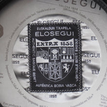 Load image into Gallery viewer, Boina Vasca Txapela Elosegui 1858 negra 100% lana merino Impermeabilizada con badana - El triunfo Velayos